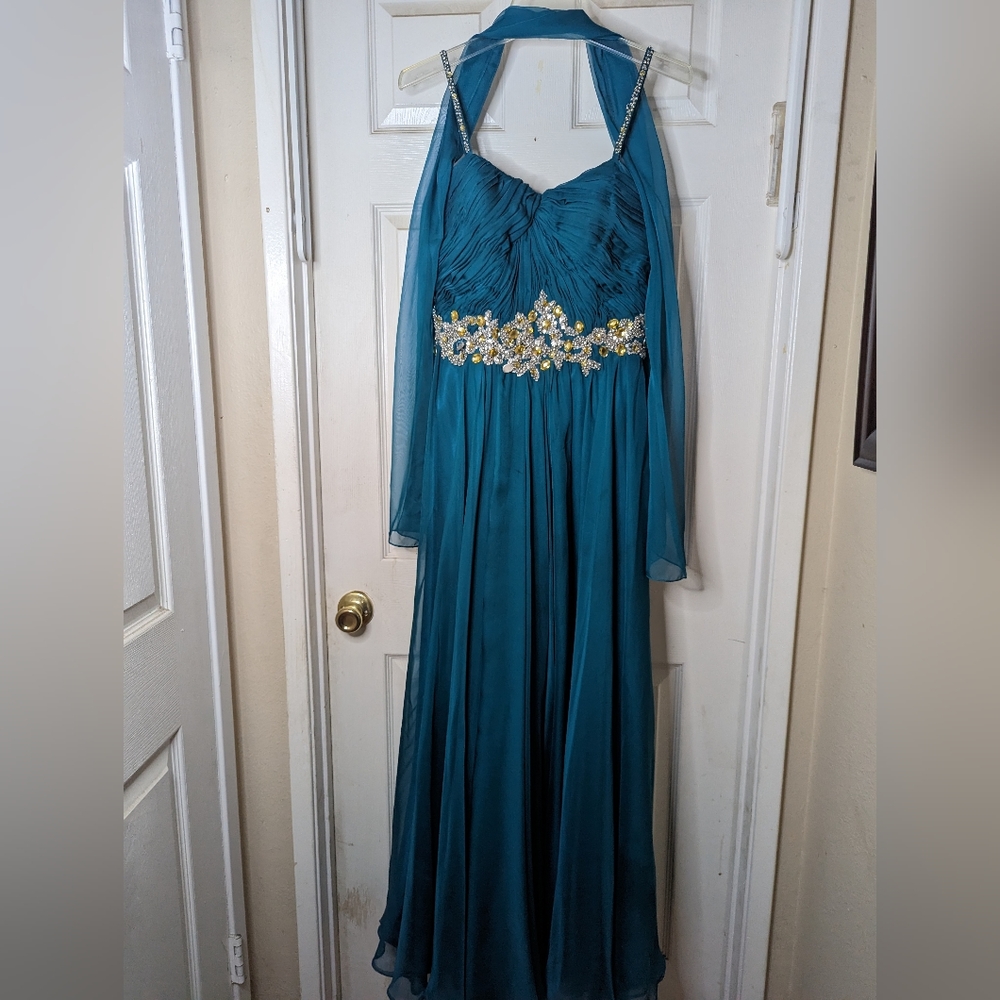 Ladies long formal dress with matching scarf size 10 color dark teal